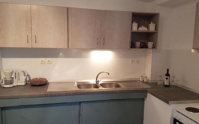 Kalithea family house with 3 bedrooms