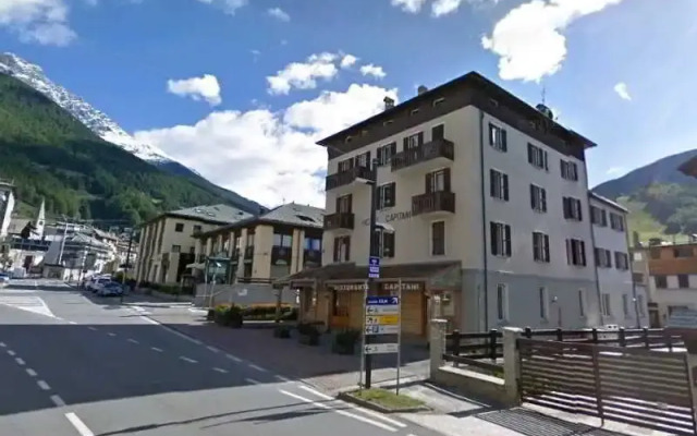 Hotel Capitani