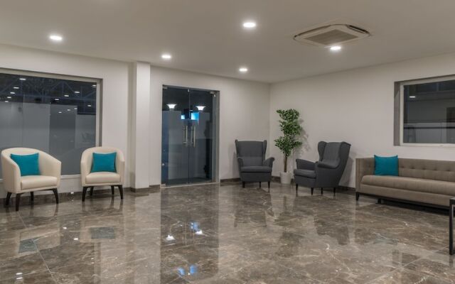 SKYLA Studios & Suites - Jubilee Hills