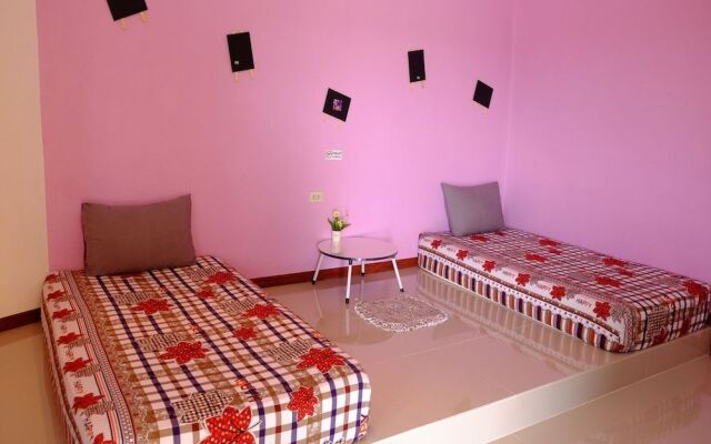Khom Kaew Resort