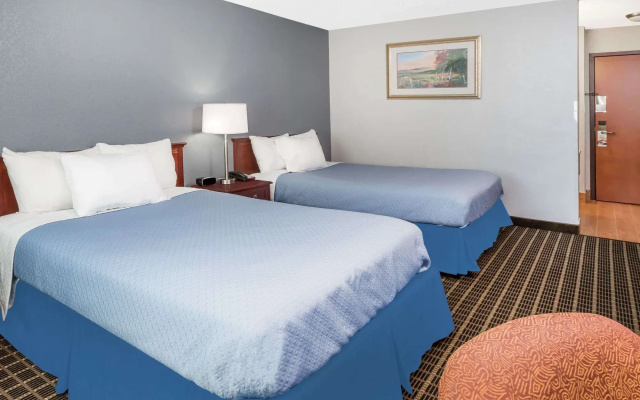 Quality Inn West Des Moines - Clive