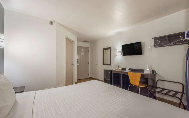 Americas Best Value Inn - Knoxville East