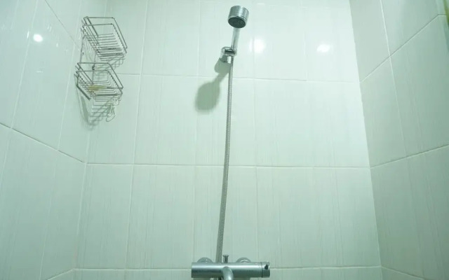 Comfy Studio Tamansari Semanggi Apartment