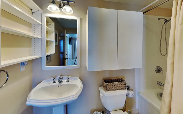 Emerald Isle #1108 - Emerald Dreams