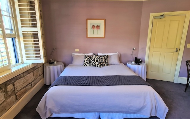 The Lord Nelson Brewery Hotel – Guest Rooms – Sydney