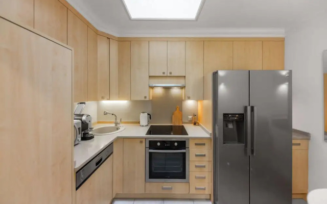 President Boutique Apartment