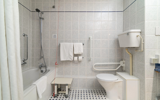 Holiday Inn Ashford North A20 by IHG