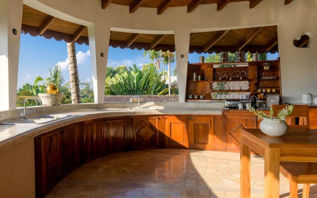 Massive Villa Brawa in Canggu