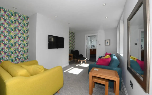 Courtyard Mews