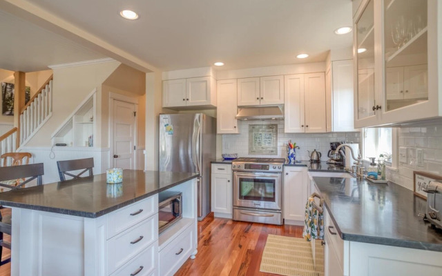 Ridge Retreat (MCA 442)