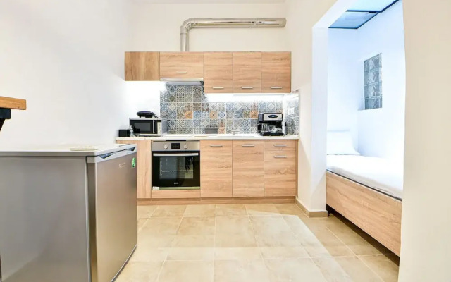 Flowers Of Athens - Boutique Aparthotel