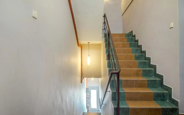 Super OYO 828 Comfort Hotel Shah Alam