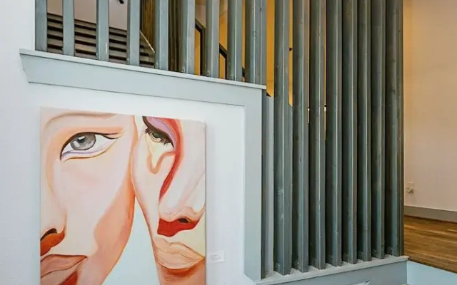 Htown Suites by Dunyha