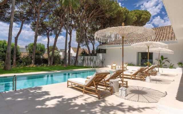 Villa Anfitrión Villas & Suites