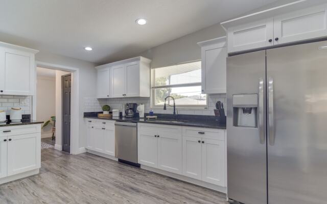 Tampa Vacation Rental ~ 4 Mi to Downtown!