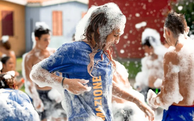 Welcoming Mobile Home in Marina di Altidona With Shared Pool