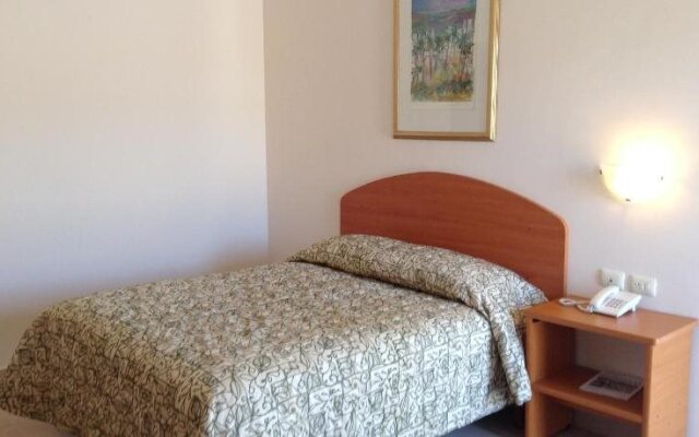 Guaymas Inn