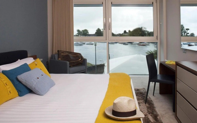 Captain's Club Hotel & Spa