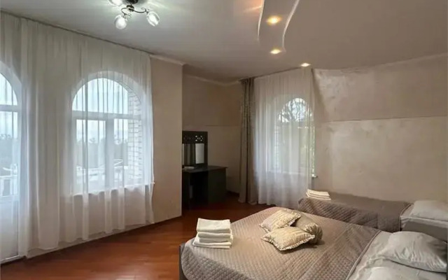 Masha House Guest Complex