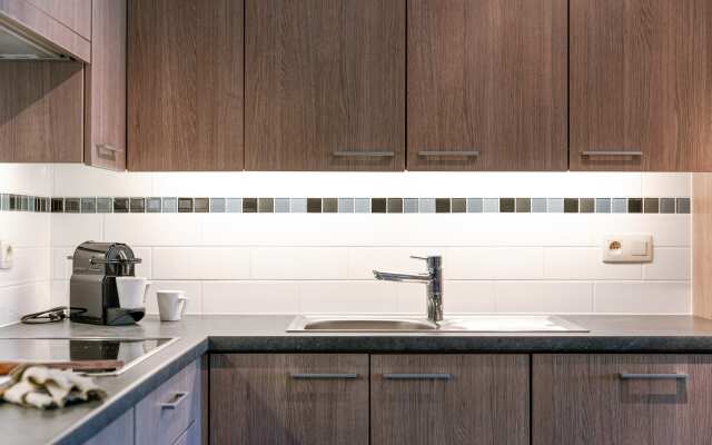 Bright Apartment With Parking Near the Beach