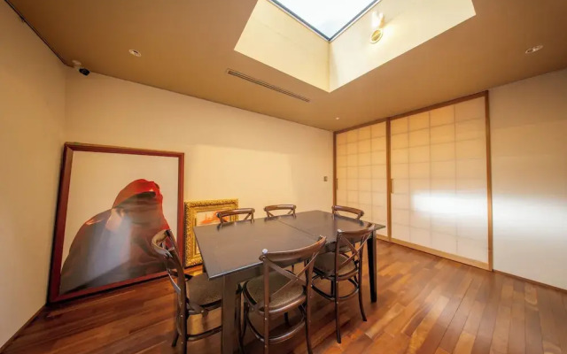 Azabu Modern House
