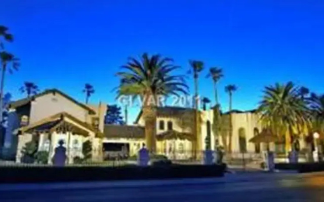 The Sinatra Estate by Corporate Mansions