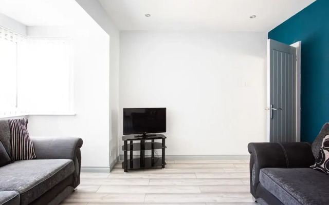 Fully Refurbished North Belfast Home 3