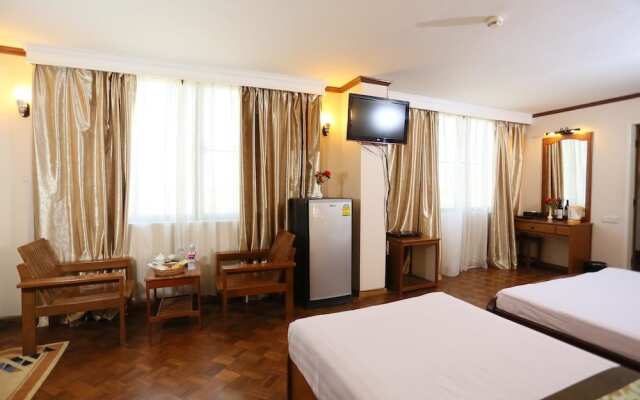 Royal Power Hotel