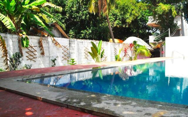Auro Resort