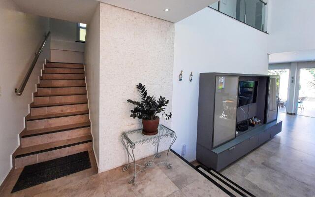 Casa de Cinema Duplex 11 Pessoas