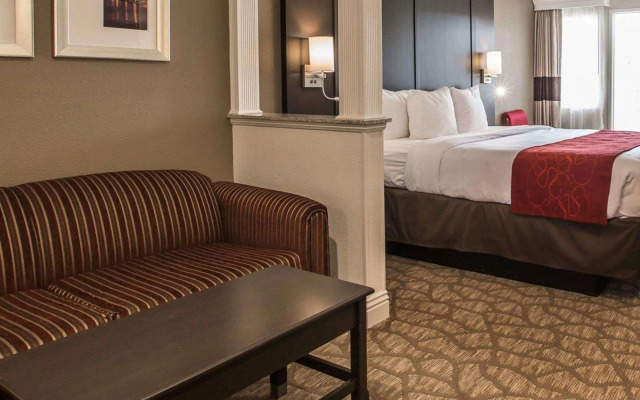 Comfort Suites San Clemente Beach