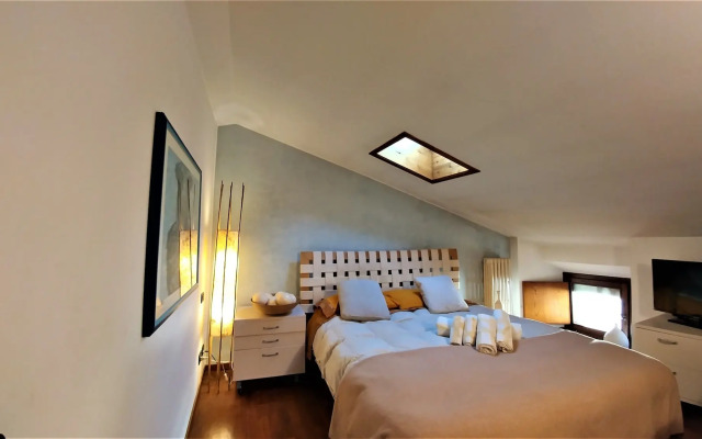 Dreaming Arena Rooms