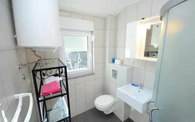 A7 - apt With 2 Balconies, 5 min Walking to Beach