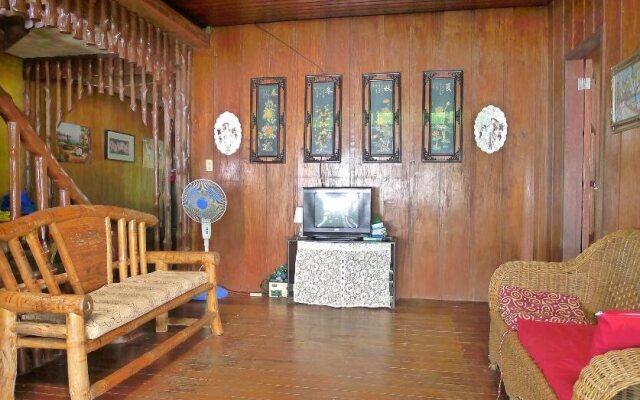 Elsa's Cottage & Restaurant