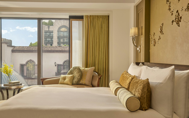 Mandarin Oriental, Taipei