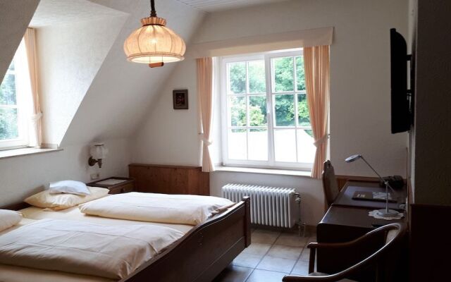 Prisma Hotel Burg Bollendorf