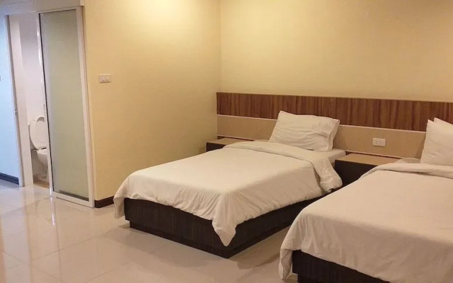 Sirichai Hotel - Chaiyaphum