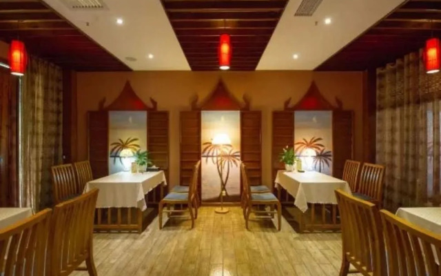 Bluesky Hotel & Resort
