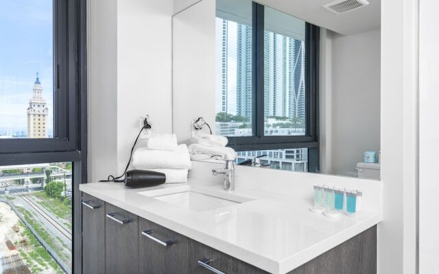 Bluebird Suites Downtown Brickell