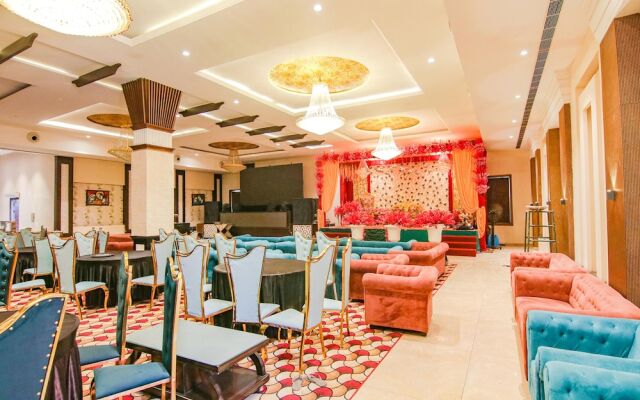 Fabhotel Prime Royal Maple