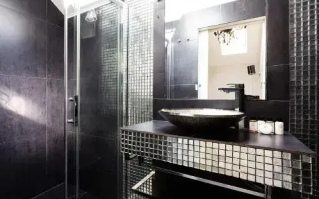 Stanhope Mews West II by Onefinestay