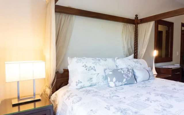 Paseo Del Sol Reef A 201 2 Bedroom Condo by RedAwning