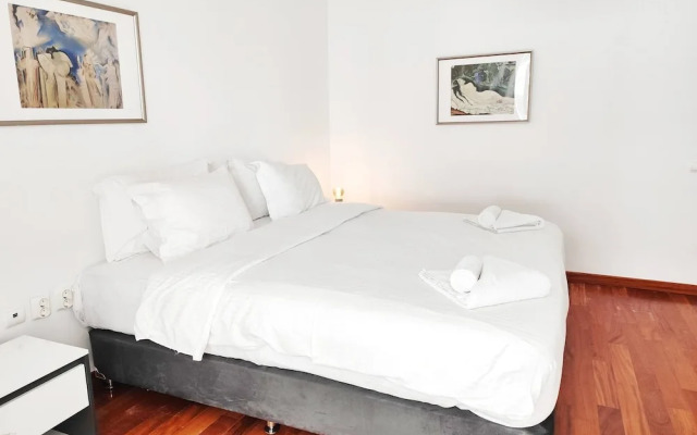 Adelos New Villa Elliniko Fresh