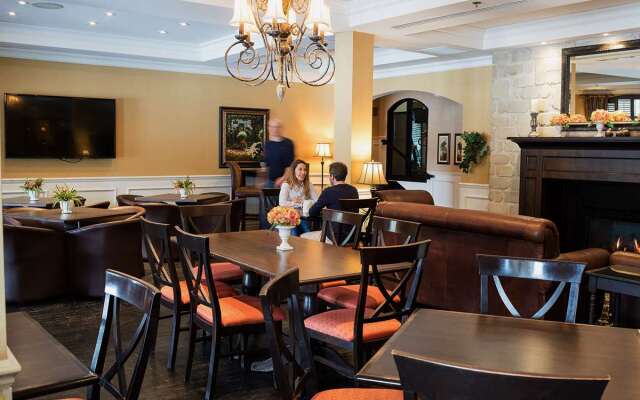 Hotel Vallea Bromont, Tapestry Collection by Hilton