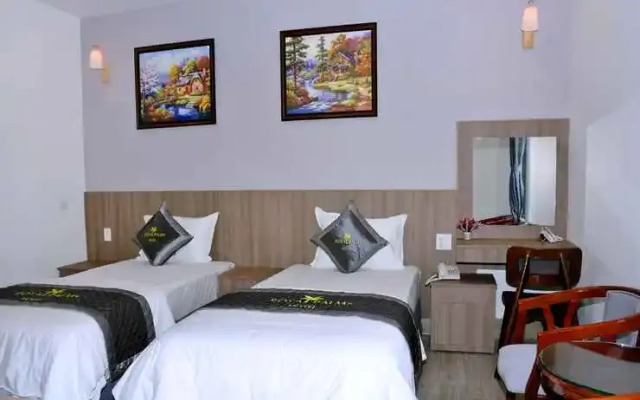 Royal Palms Hotel