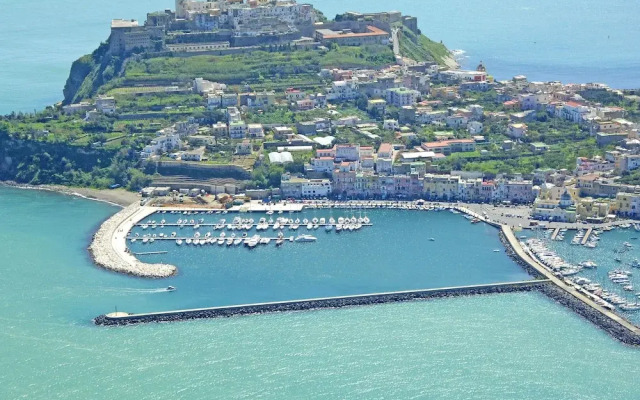 Yacht Suite Procida