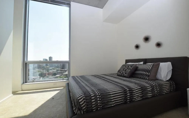 Luxe Hubs Corporate High Rise Apartments on Pine