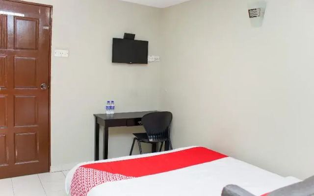 Prima Saujana Budget Hotel by Rooms