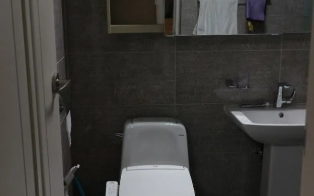 Geomun Oreum Odi House