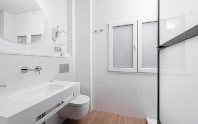 Europa House Lofts
